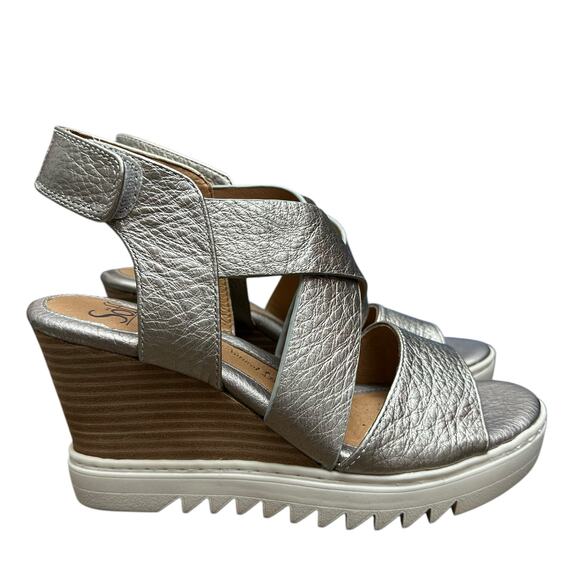 Sofft Shoes - Sofft Size 8 US Metallic Grey Gold Leather Comfort Wedge Sandal Shoes SF0081308